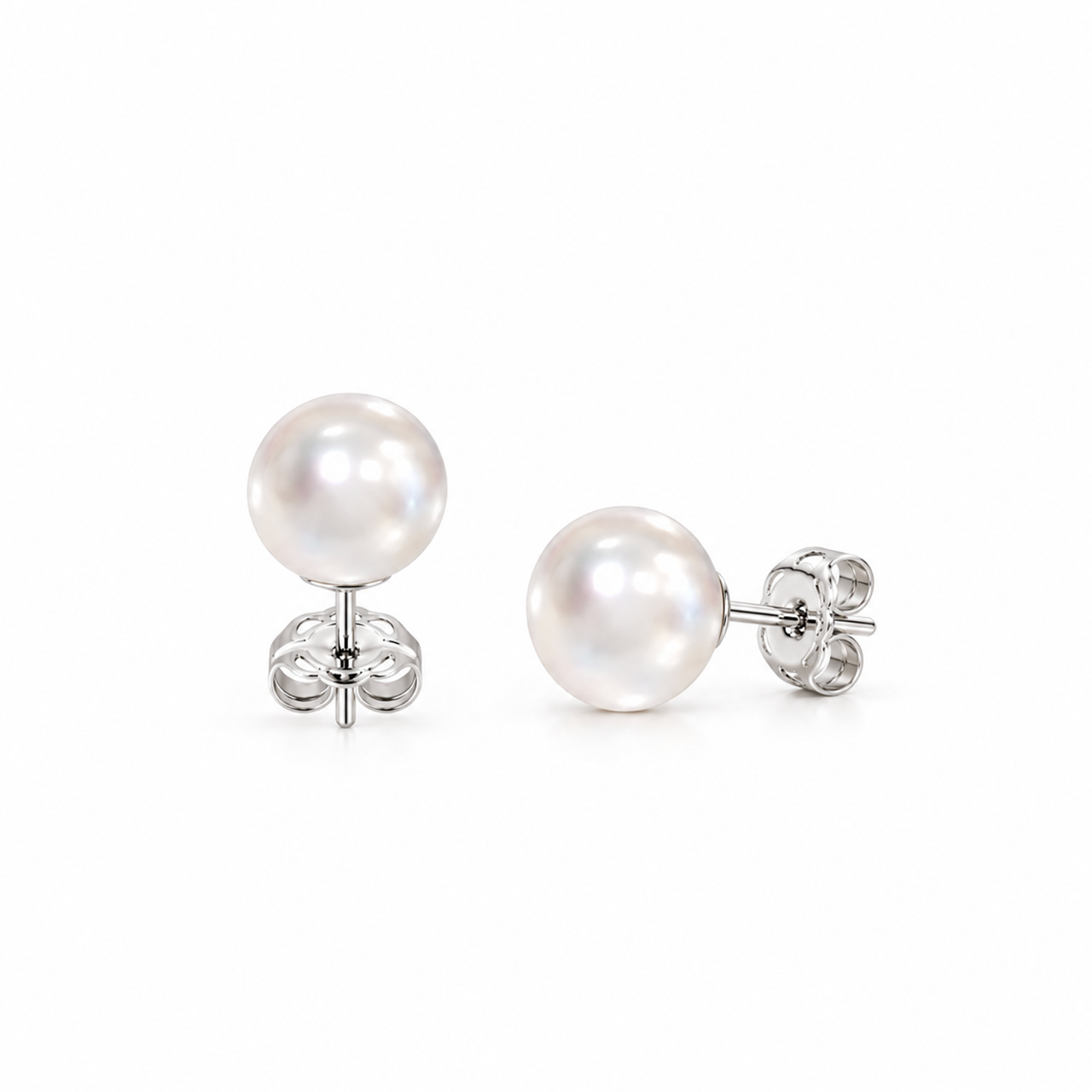 9ct white gold Freshwater pearl stud earrings with 9.5–10.0mm pearls.