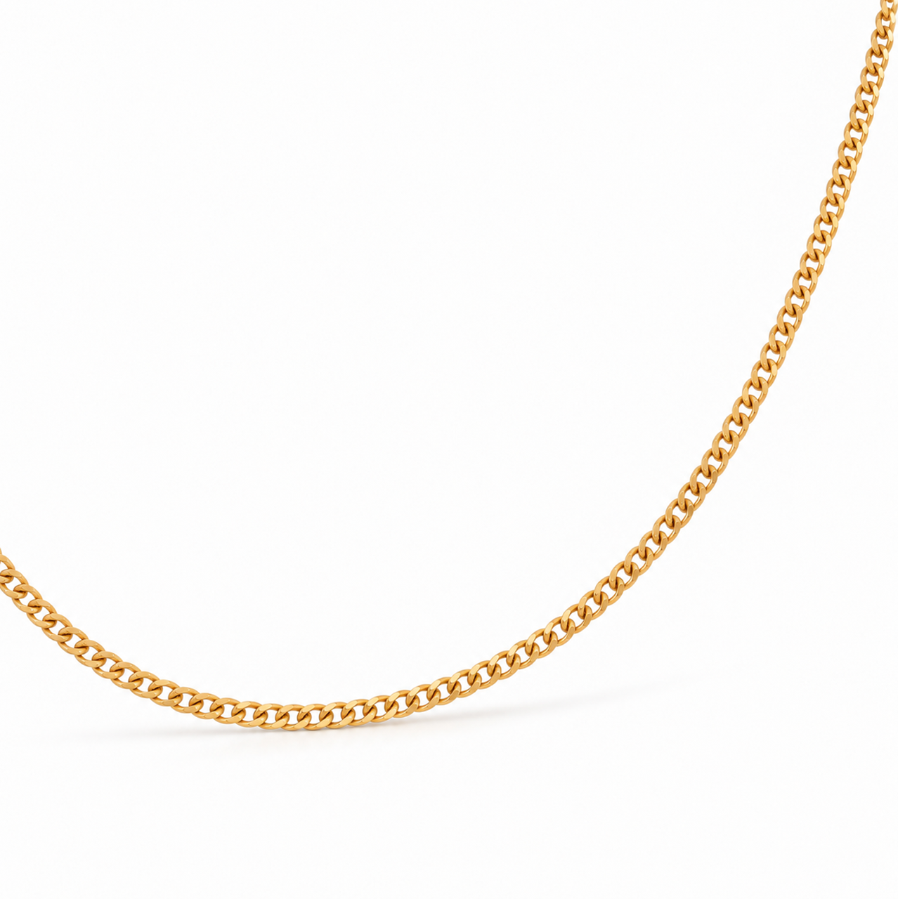 9ct yellow gold flat curb link chain featuring fine polished interlocking links, measuring 45cm long and 1.35mm wide.
