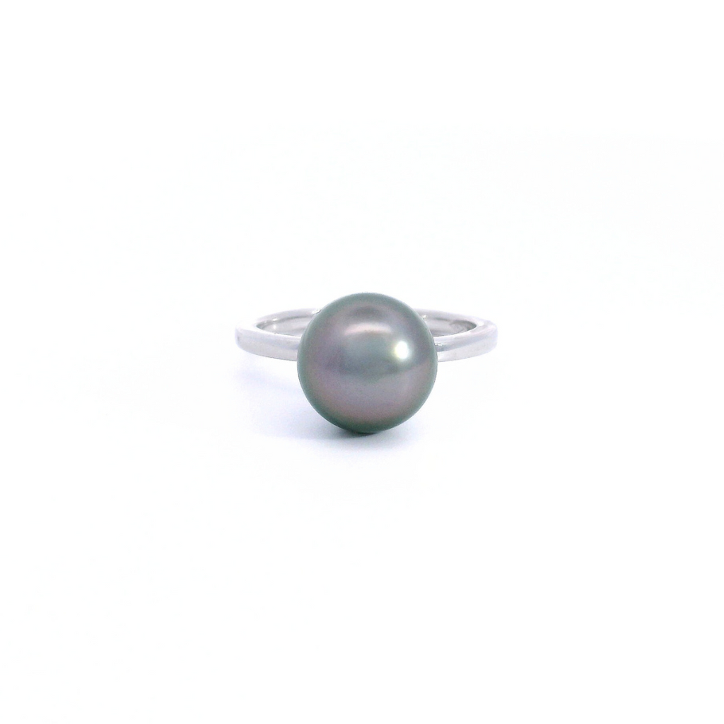 Autore 18ct white gold ring with a 10mm near-round green Tahitian pearl in a classic cup setting.