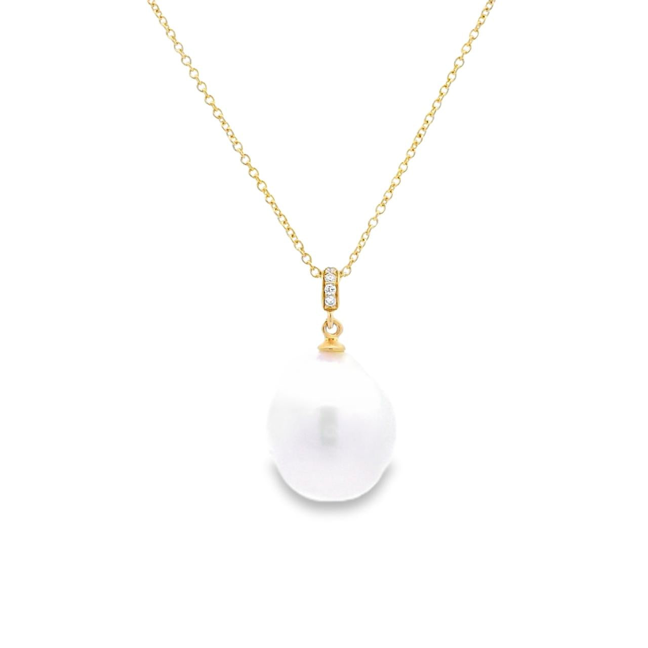 Autore 18ct yellow gold pendant with 11mm South Sea pearl and diamond-set articulated runner.