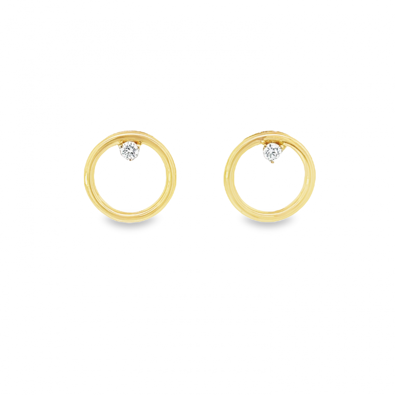 18ct yellow gold circle stud earrings with three-claw diamond setting at the top, featuring two round brilliant cut diamonds totalling 0.10ct, G–H colour, SI clarity.