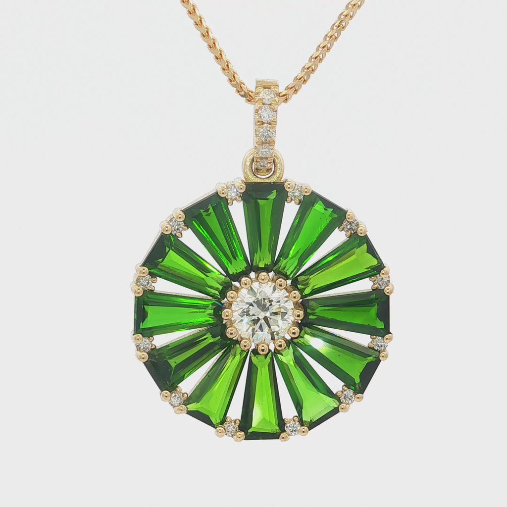 18ct yellow gold chrome diopside and diamond wheel pendant with central diamond