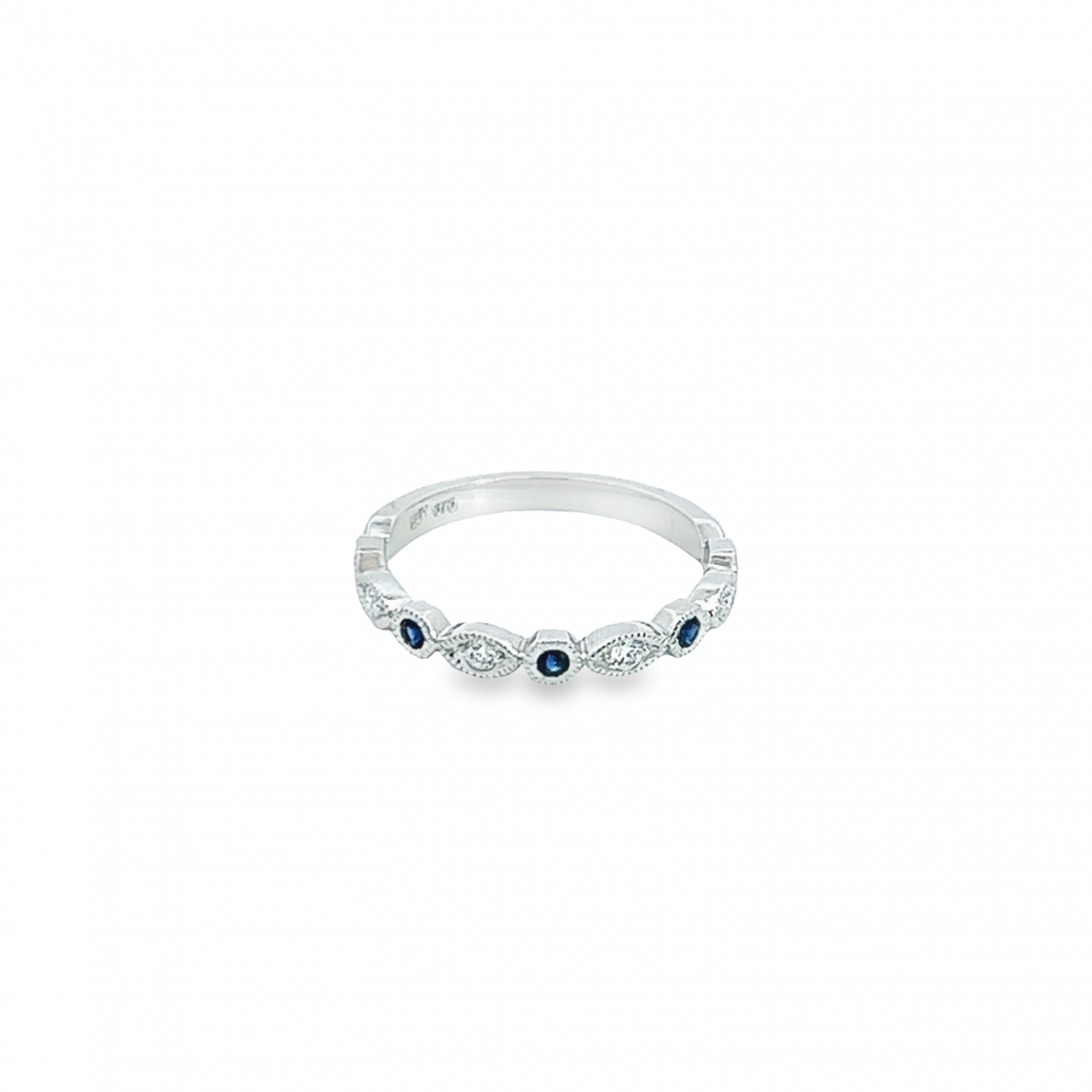 9ct white gold sapphire and diamond ring with alternating hexagonal and marquise bead set stones