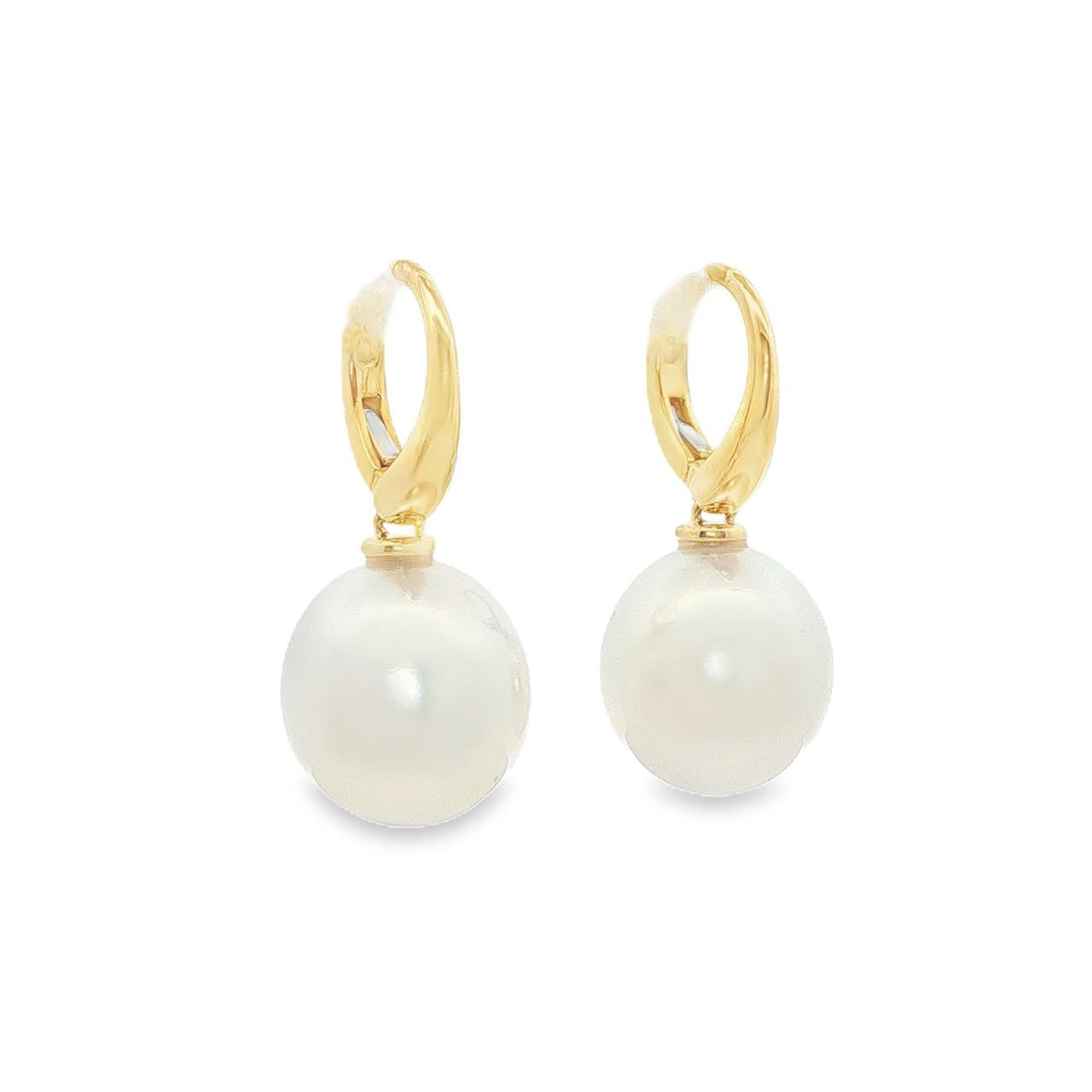 18ct yellow gold South Sea pearl drop earrings with oval pearls