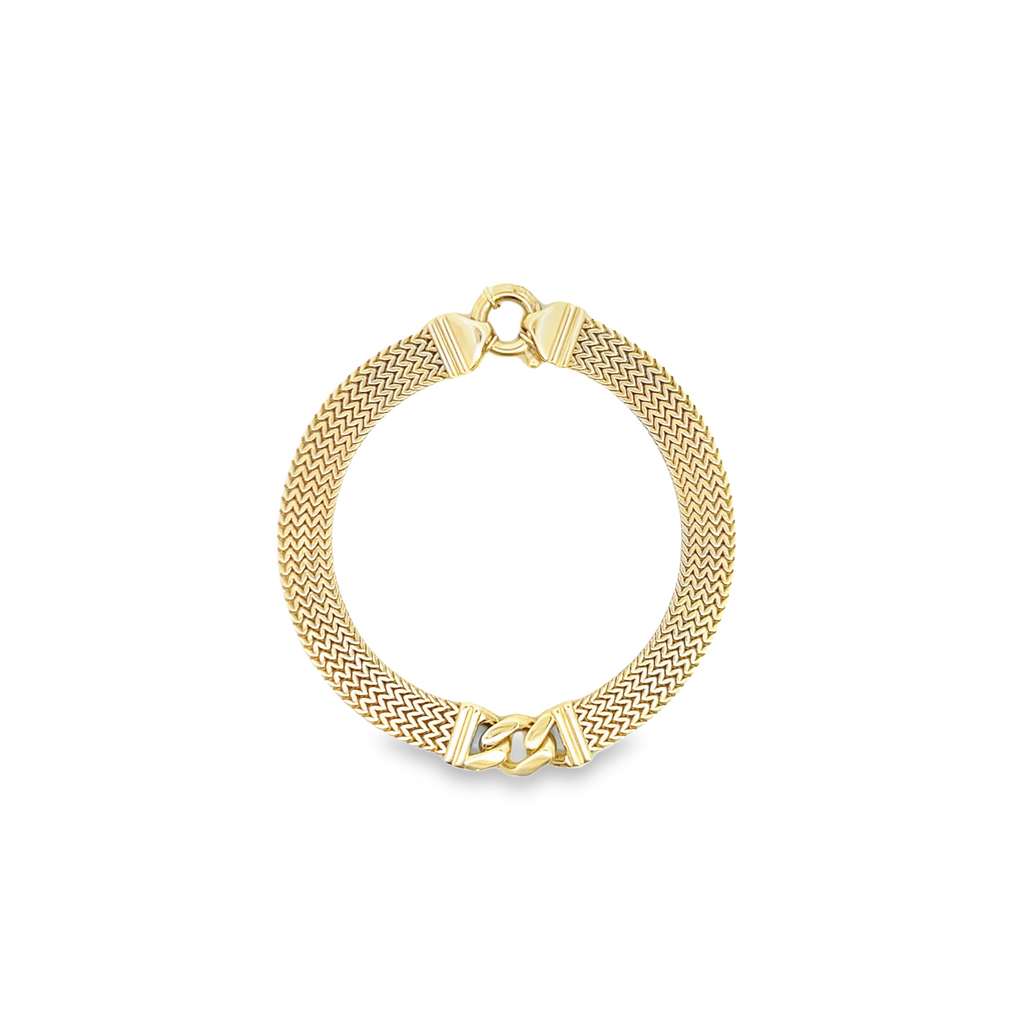 9ct yellow gold bracelet with flexible 7.3mm wide mesh link design and double curb link centre, finished with a bolt ring clasp.