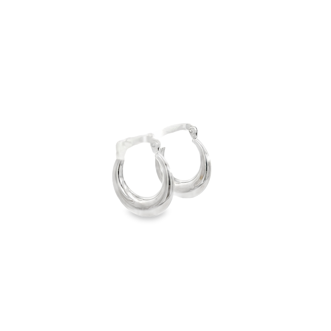 9ct white gold 20mm graduated Creole hoop earrings featuring a polished finish with secure post and clip fittings.